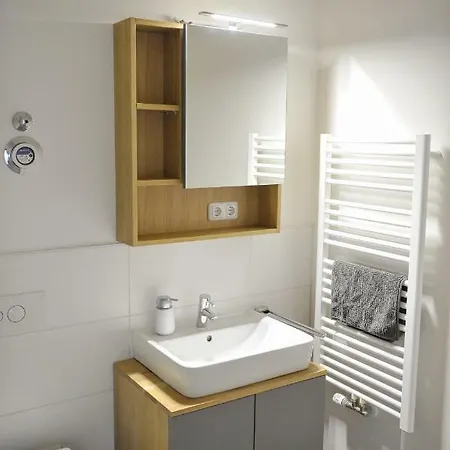 Top Level 4 -citystyle - Loft Bed & Cozy * Regensburg