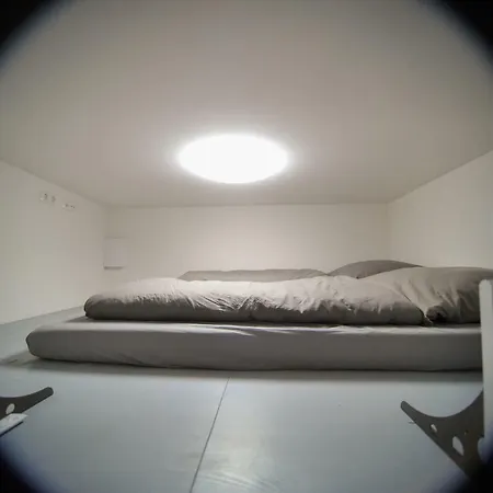 Top Level 4 -citystyle - Loft Bed & Cozy * Regensburg
